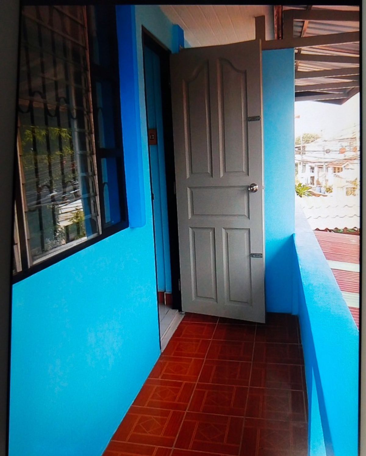 ขายบ้านเเฝด 2 ชั้น พระปิ่น5 เอกชัย109 บ้านแฝด สภาพดี  ใกล้ร้าน7-11 โลตัส มินิบิ๊กซี