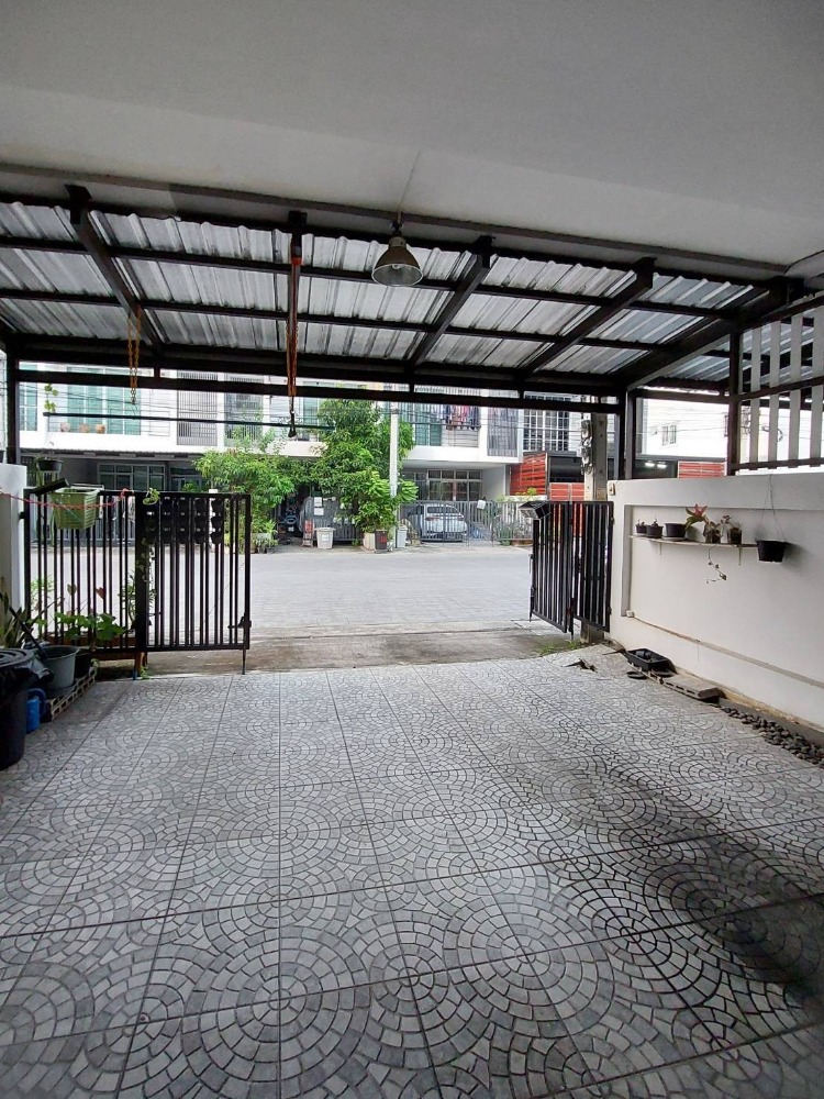 ขายทาวน์เฮ้าส์ 2ชั้น มิราเคิลพลัสโครงการ 1 ทำเลดี ใกล้มินิบิ๊กซี โลตัส เซเว่น 