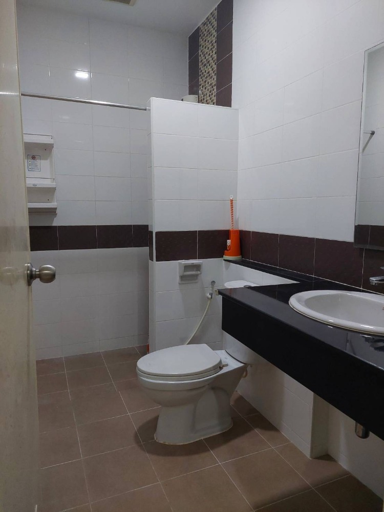 ขายทาวน์เฮ้าส์ 2ชั้น มิราเคิลพลัสโครงการ 1 ทำเลดี ใกล้มินิบิ๊กซี โลตัส เซเว่น 