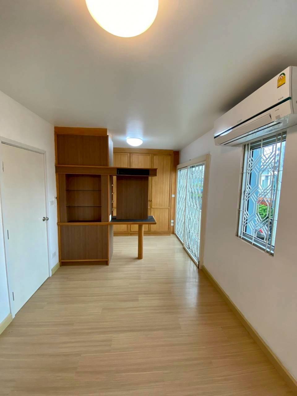 The Connect สุขสวัสดิ์ 26 บ้านสวยรีโนเวทใหม่ Built-in ทั้งหลัง  ซื้อแล้วเข้าอยู่ได้ทันที ไม่ต้องแต่งเพิ่ม
