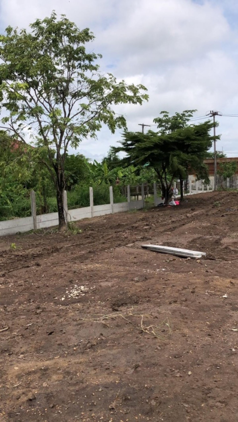 ขายที่ดิน 1 ไร่ 3 งาน ถมแล้ว ที่สวย บรรยากาศดี ร่มรื่น เงียบสงบ  ปลอดภัย ใกล้แหล่งท่องเที่ยว ใกล้ชุมชน OTOP 