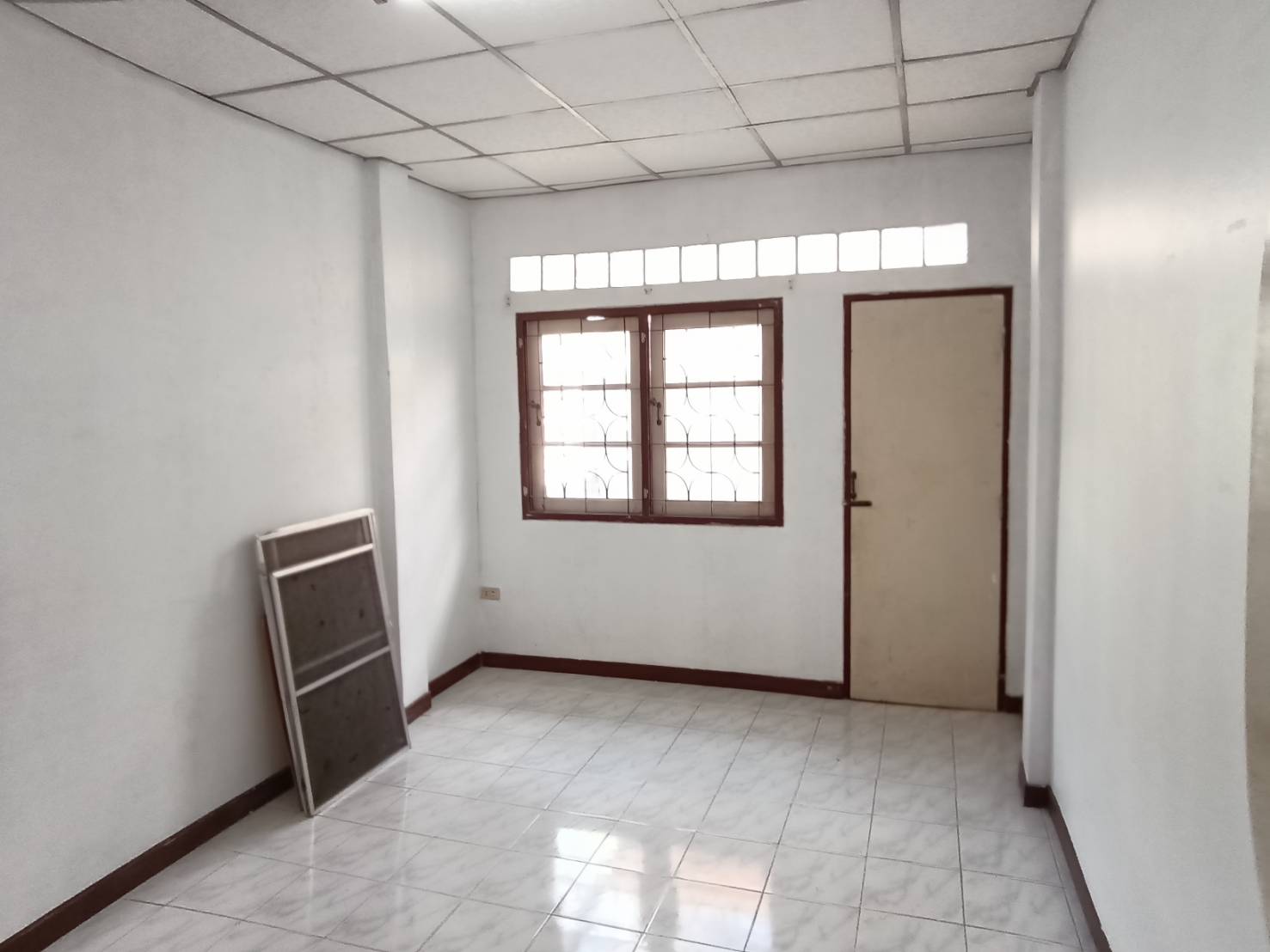 ขายทาวน์เฮ้าส์ 2ชั้น หมู่บ้านแก้ววิลล่า เขตภาษีเจริญ จังหวัดกรุงเทพมหานคร 