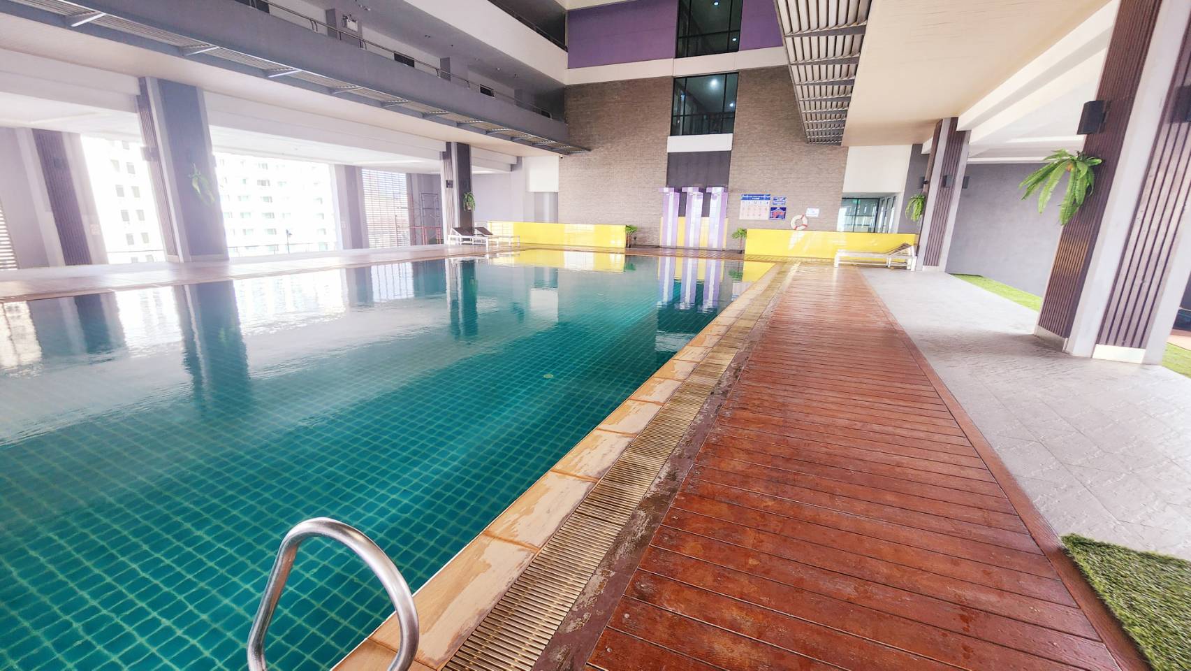 ขาย ลัดดา คอนโดวิว ทำเลดีที่สุด ใจกลางศรีราชา จังหวัดชลบุรี