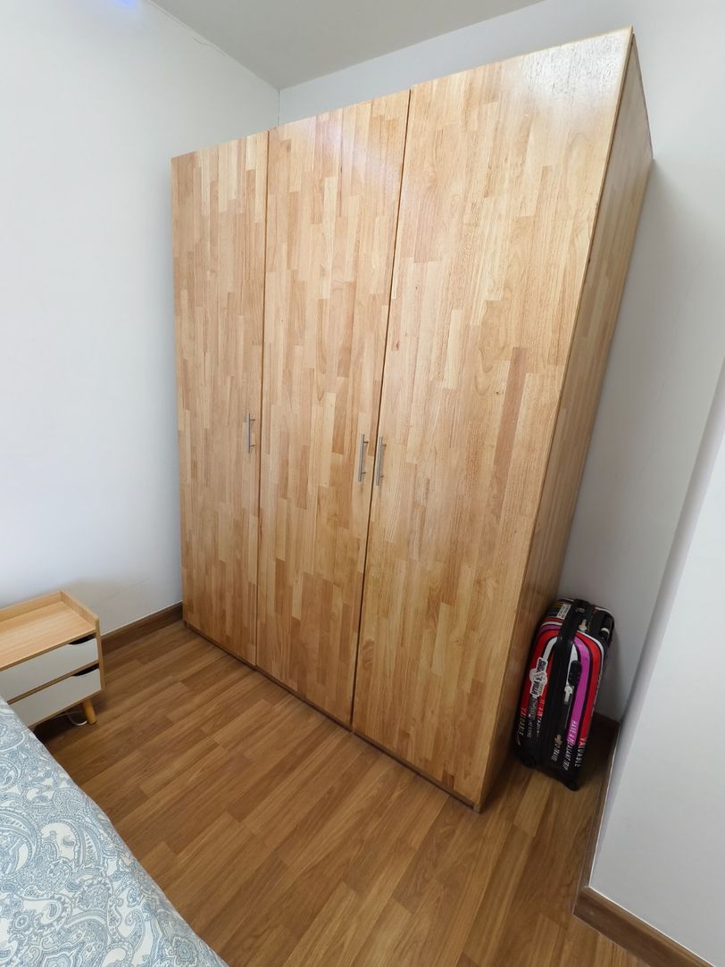 คอนโด ซัมเมอร์การ์เด้นท์  ตึก ดาหลาชั้น 3  ห้องไม่ร้อน ไม่โดนแดดเช้า–บ่าย ตากผ้าที่ระเบียง ผ้าแห้งปกติ