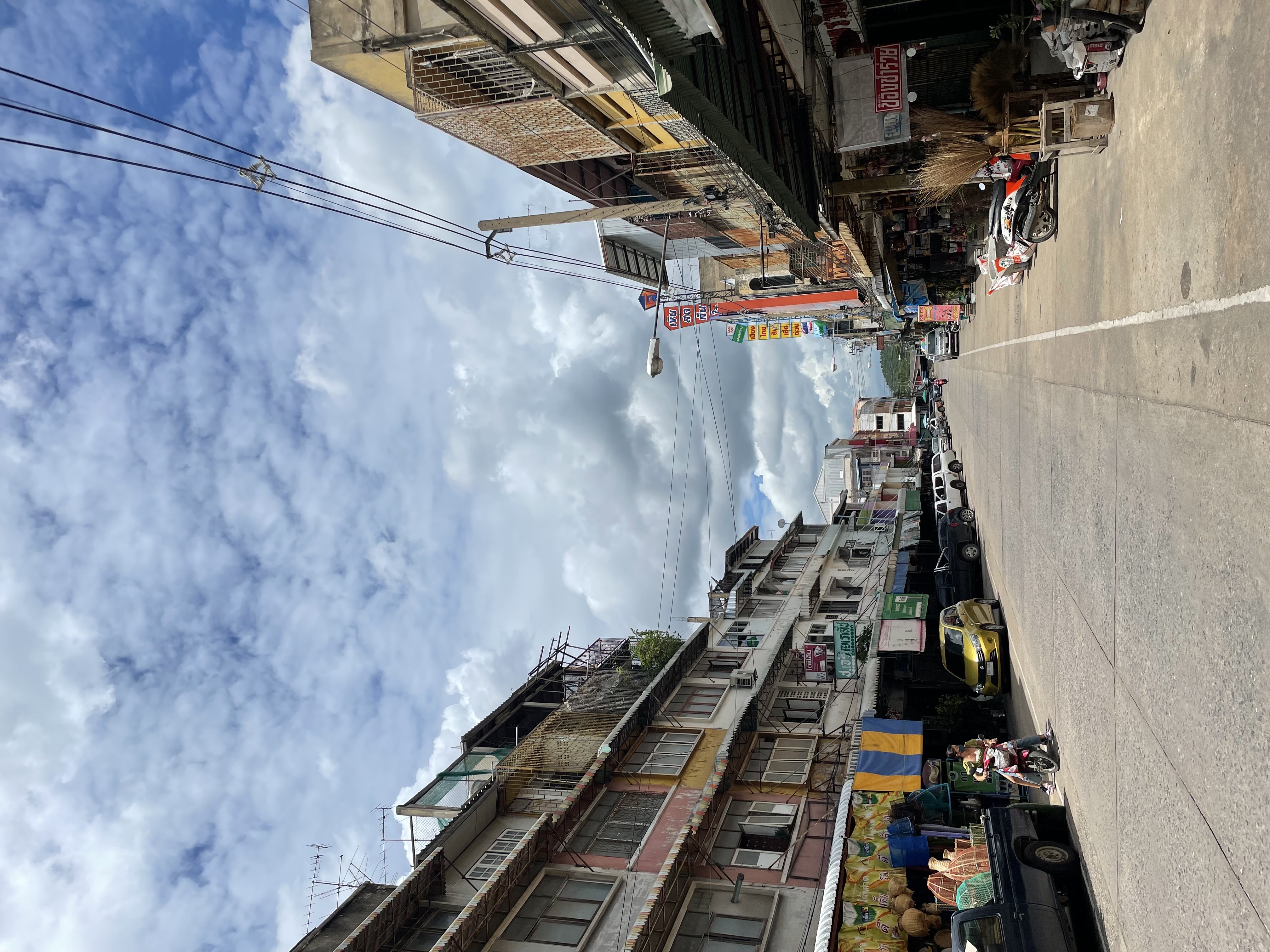 ขายอาคารพาณิชย์ 4ชั้น ทำเลดี ในตลาดศรีเทพ2 อำเภอตาคลี จังหวัดนครสวรรค์