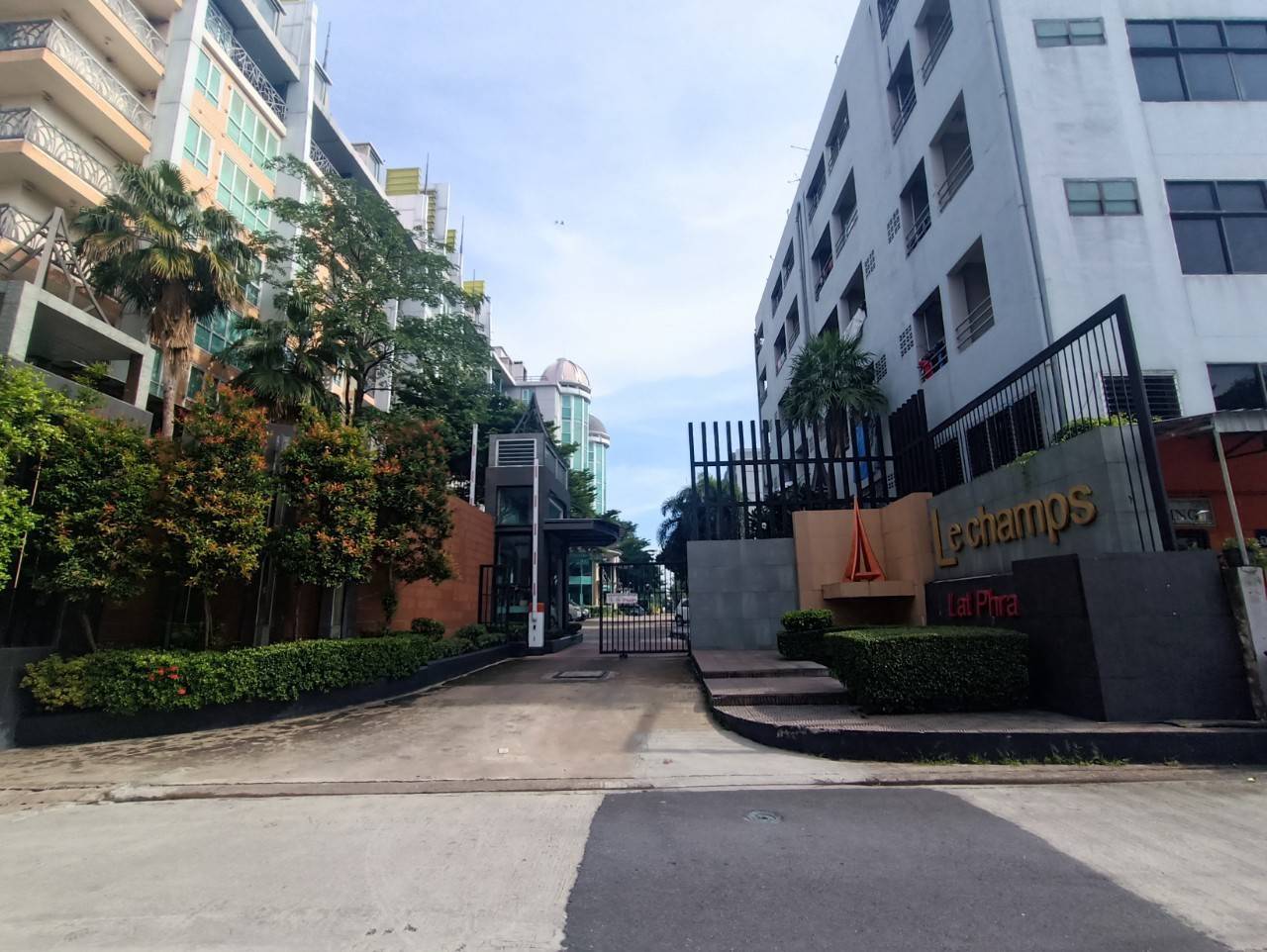ขายคอนโด Le Champs Condo ย่านลาดพร้าว วังทองหลาง กุรงเทพมหานคร