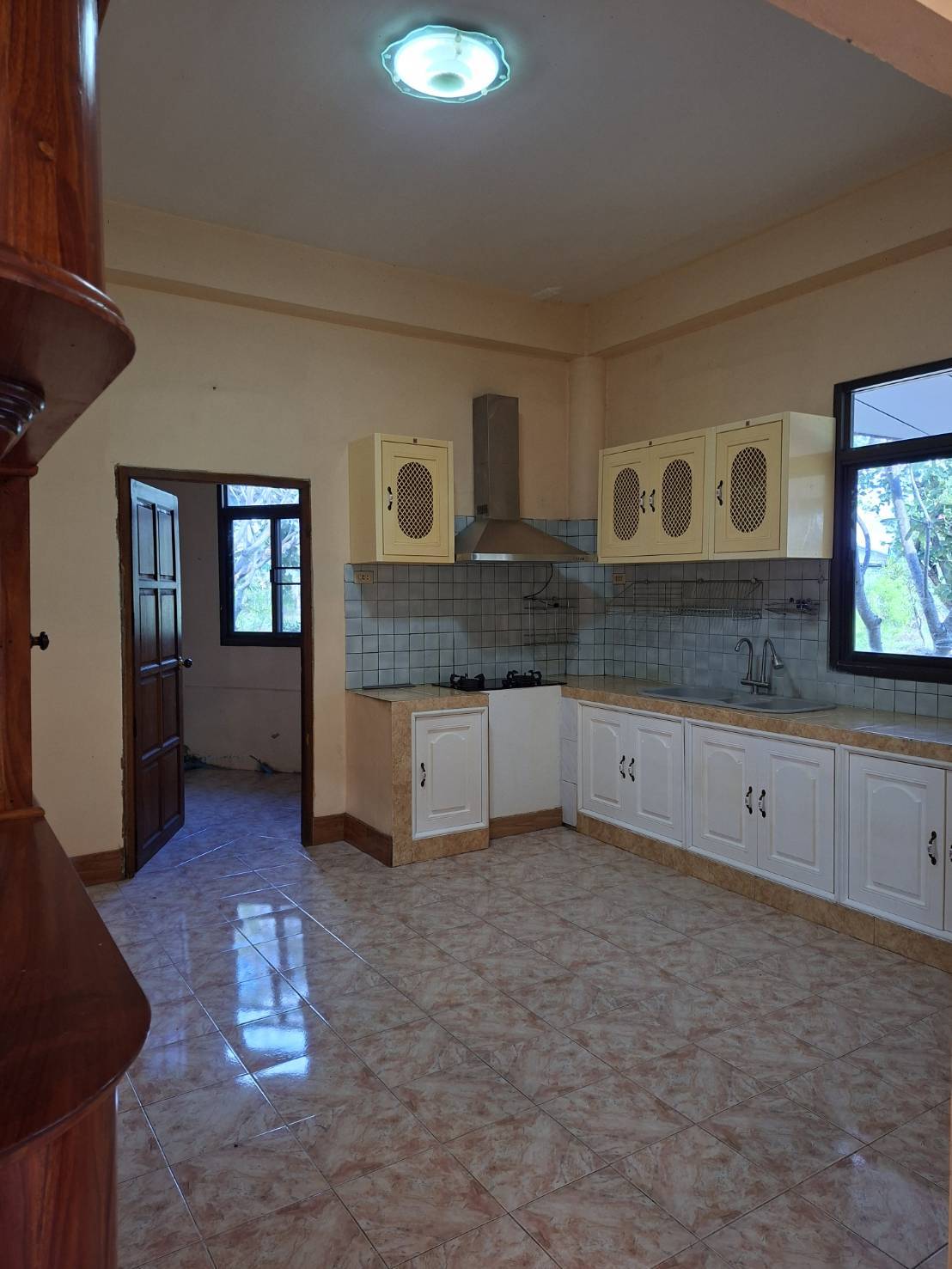 ขายที่ดินพร้อมบ้าน ราคาถูก อำเภอจัตุรัส จังหวัดชัยภูมิ