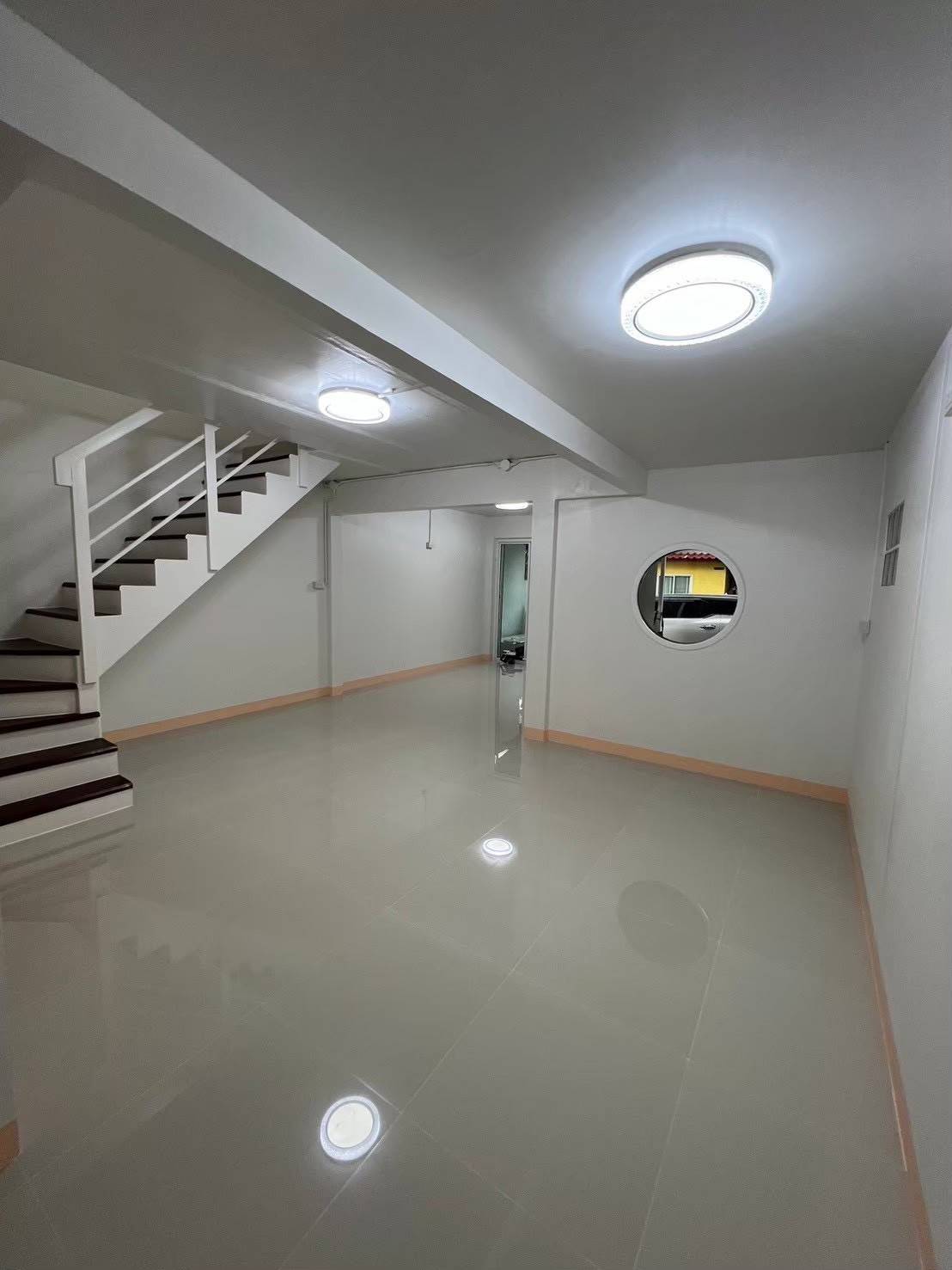 บ้านมินิมอล เสร็จแล้ว 100%  หาเจ้าของใหม่ให้น้อง ล้านต้นๆ