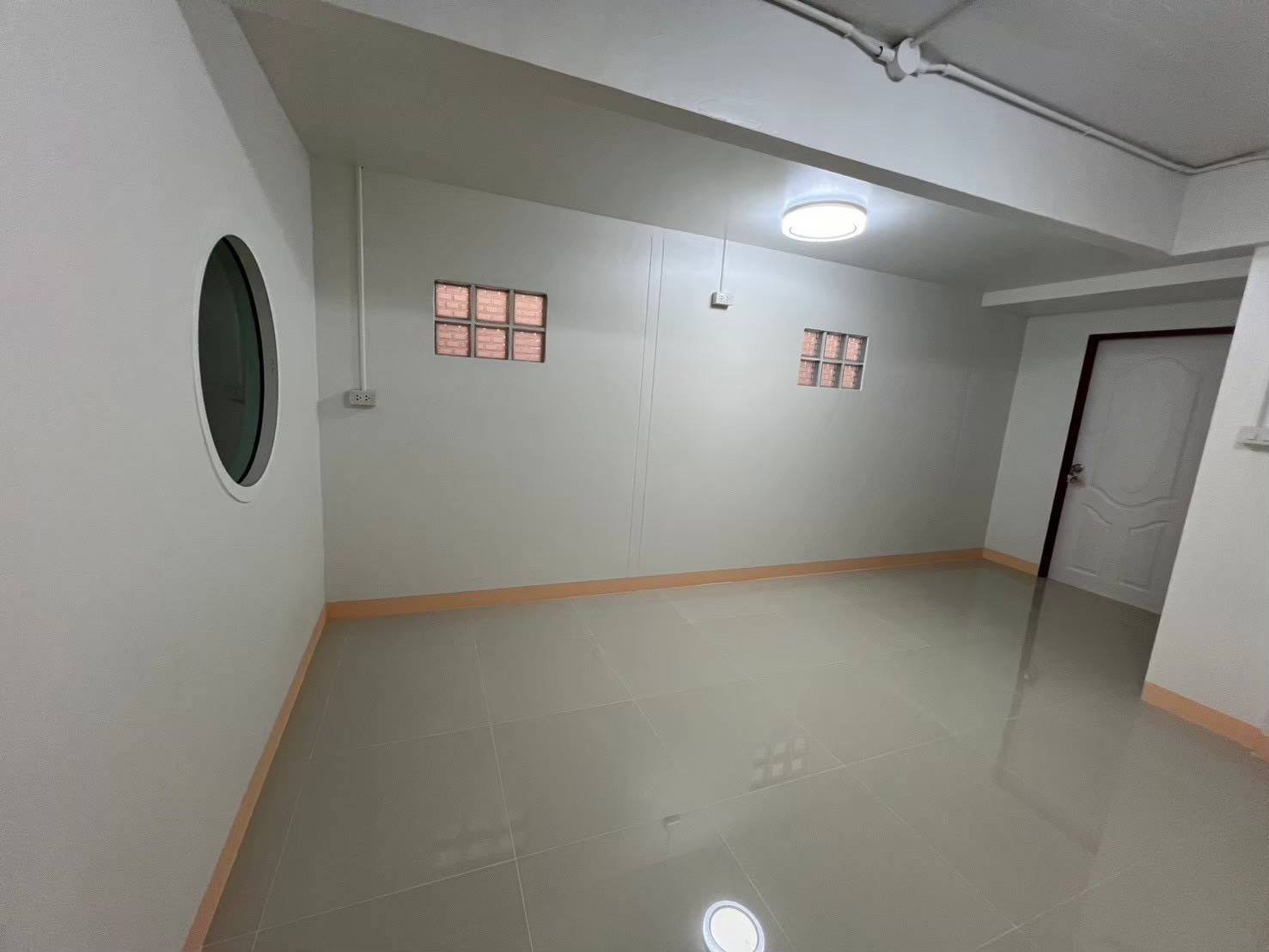 บ้านมินิมอล เสร็จแล้ว 100%  หาเจ้าของใหม่ให้น้อง ล้านต้นๆ