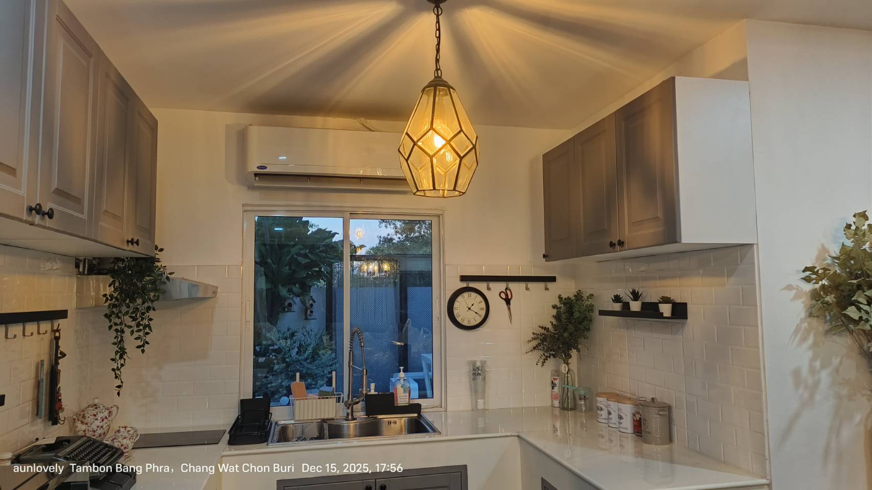 ขายบ้านเเฝด 2 ชั้น หมู่บ้านบ้านสวนบางพระ – ศรีราชา เจ้าของขายเอง ไม่รับนายหน้า