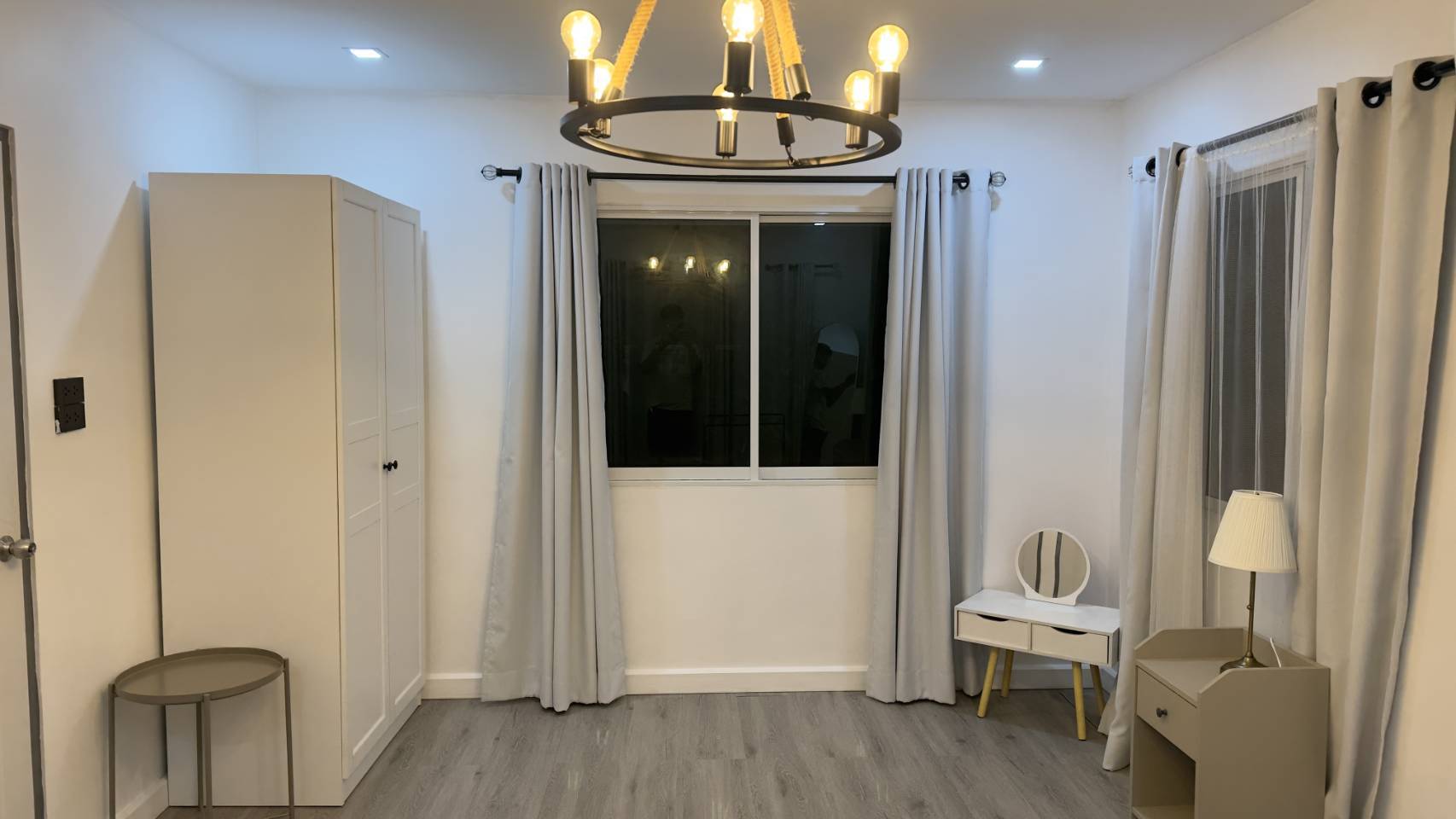 ขายบ้านเเฝด 2 ชั้น หมู่บ้านบ้านสวนบางพระ – ศรีราชา เจ้าของขายเอง ไม่รับนายหน้า