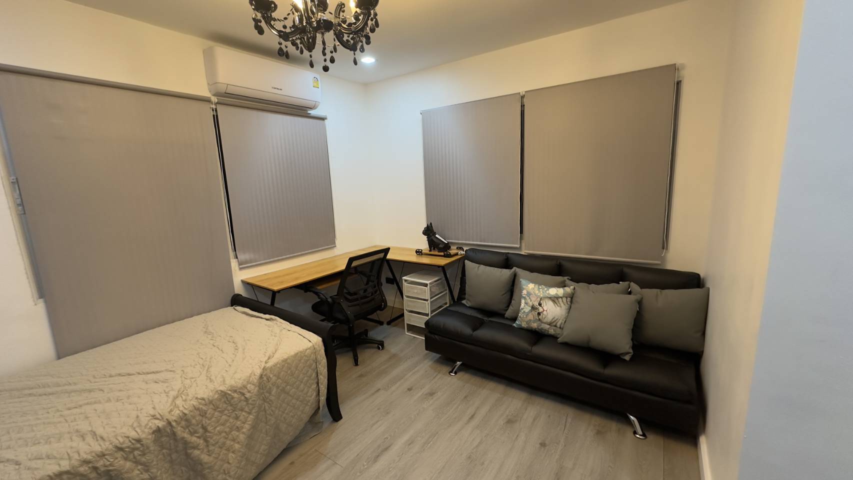 ขายบ้านเเฝด 2 ชั้น หมู่บ้านบ้านสวนบางพระ – ศรีราชา เจ้าของขายเอง ไม่รับนายหน้า