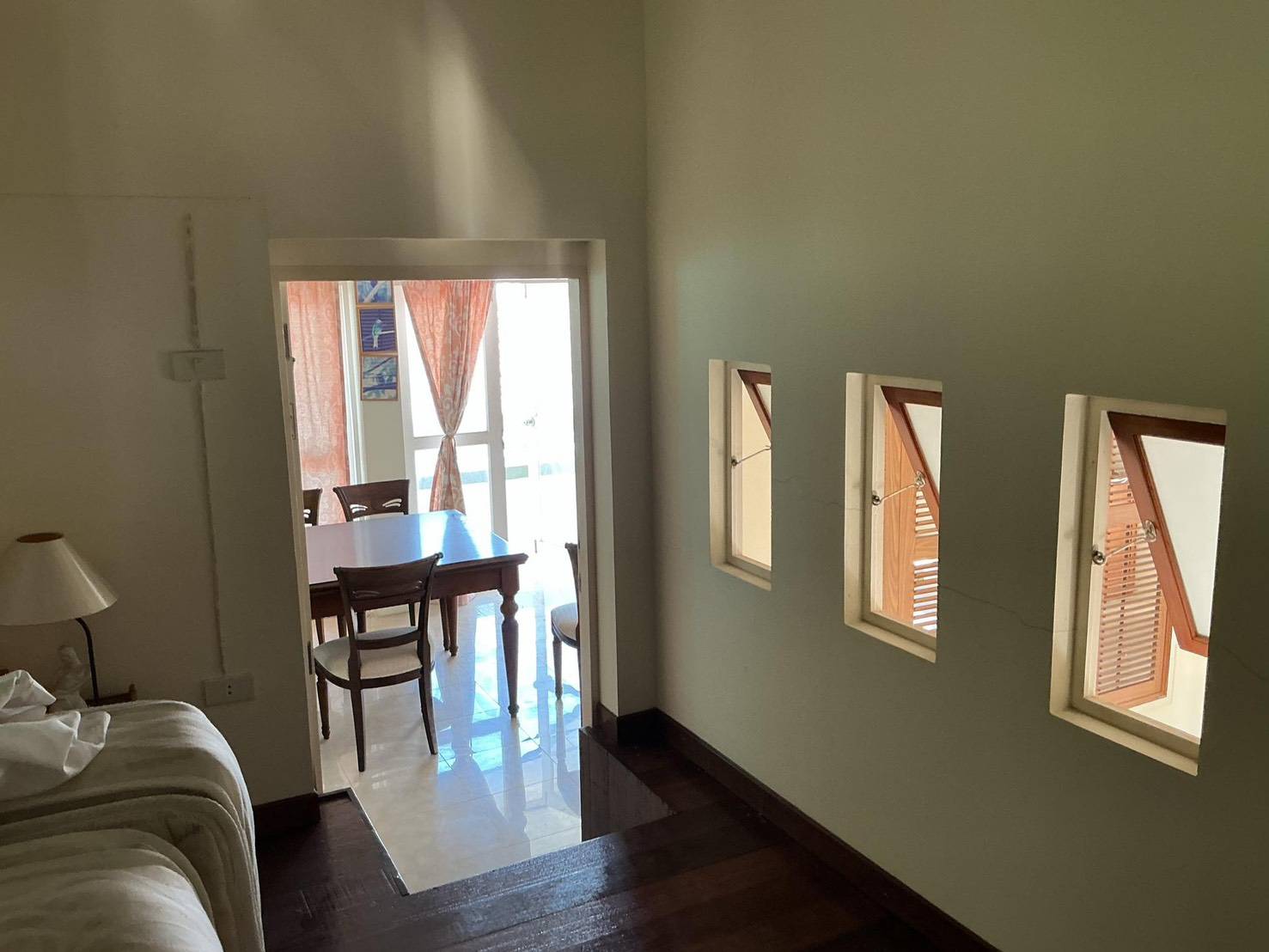 ขายบ้านพัก 2 ชั้น ติดทะเลหาดชมจันทร์ แหลมผักเบี้ย จังหวัดเพชรบุรี