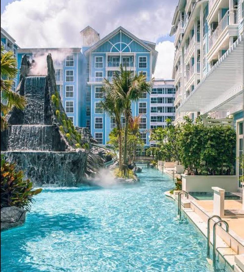 ขายห้องพูลวิลล่า แกรนด์ ฟลอริดา พัทยานาจอมเทียน 72 ตรม ในราคาที่ดีที่สุดติดต่อผึ้งรติ 061-941-9639