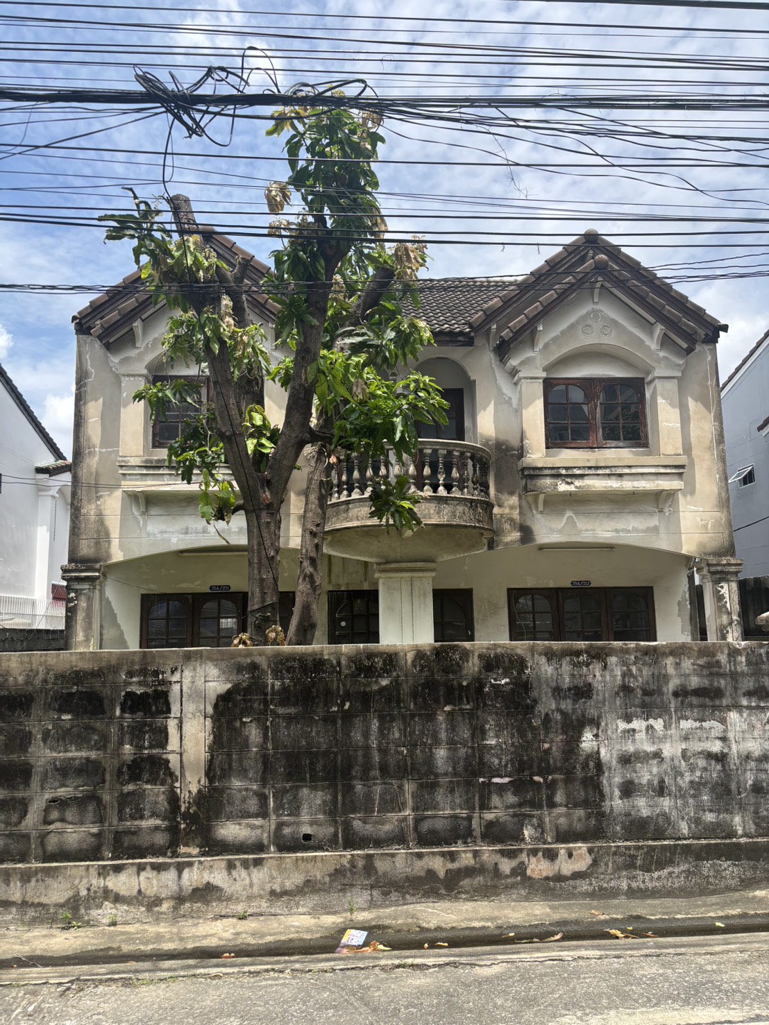 ขายที่ดินพร้อมบ้าน ทำเลดี สุขุมวิท 101 ใกล้ BTS ปุณณวิถี ใกล้วัดธรรมมงคล จังหวัดกรุงเทพมหานคร