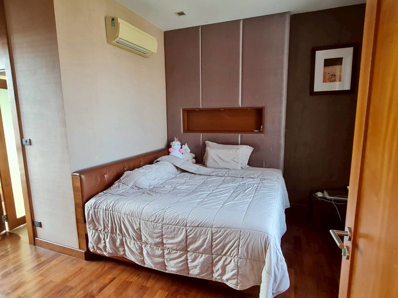 ขายบ้านหรู prime nature villa หัวมุม วิวทะเลสาบ #ราคาดีที่สุด ติดต่อผึ้งรติ line/call : 0619419639