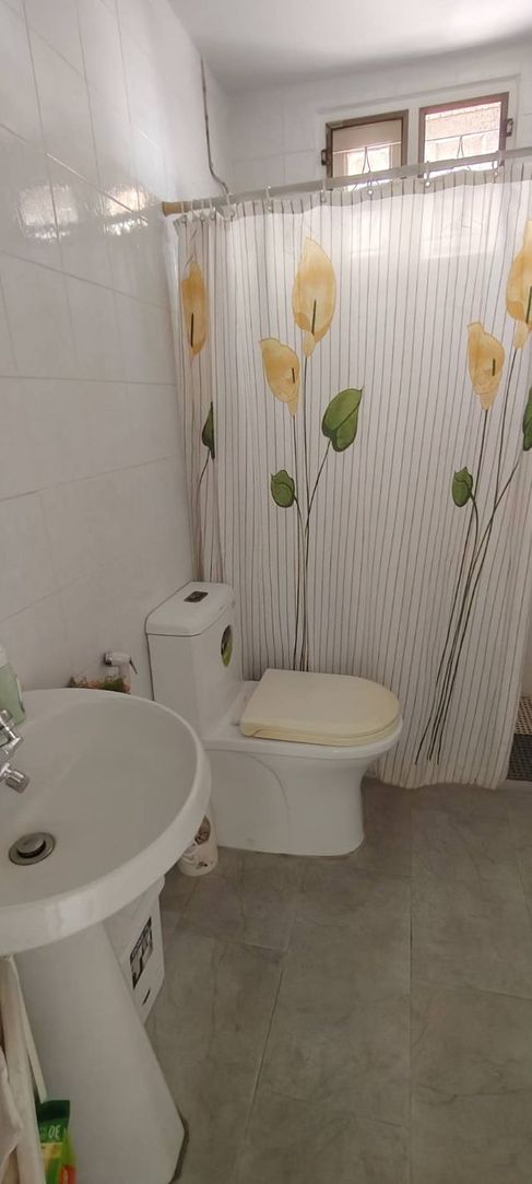 ให้เช่าบ้านเดี่ยว 2 ชั้น หมู่บ้านวรารักษ์ ทำเลดีใกล้ห้างแฟชั่นไอส์แลนด์ จังหวัดกรุงเทพมหานคร