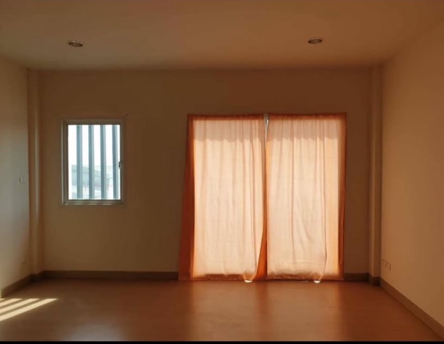 อาคารพาณิชย์ 4ชั้น ทำเลดี ติดถนนสายไหม ตรงข้ามอเวนิวสายไหม จังหวัดกรุงเทพมหานคร