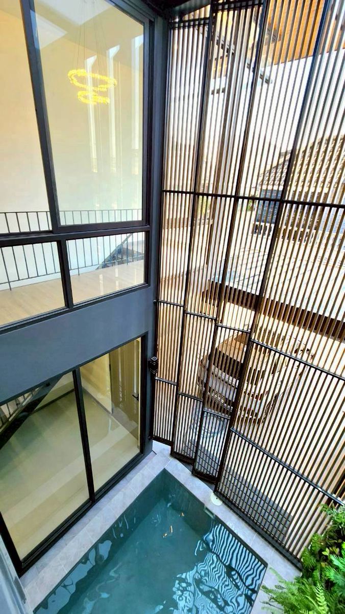 ขายบ้านพูลวิลล่า 2 ชั้น สุขุมวิท 60/1 Yield 11.32 ต่อปี ราคาดีทำเลดีติดต่อ ผึ้งรติ061-941-9639