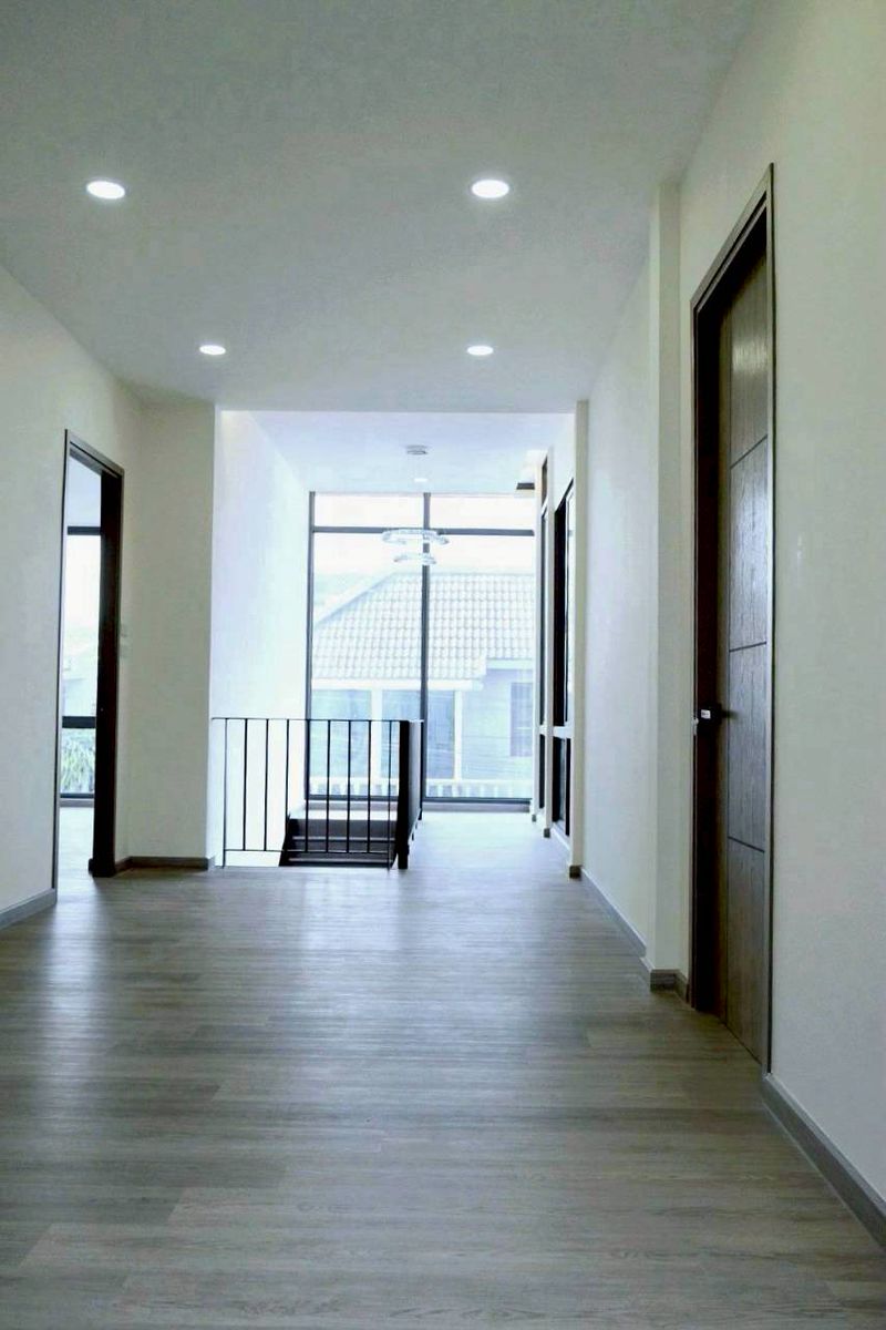 ขายบ้านพูลวิลล่า 2 ชั้น สุขุมวิท 60/1 Yield 11.32 ต่อปี ราคาดีทำเลดีติดต่อ ผึ้งรติ061-941-9639