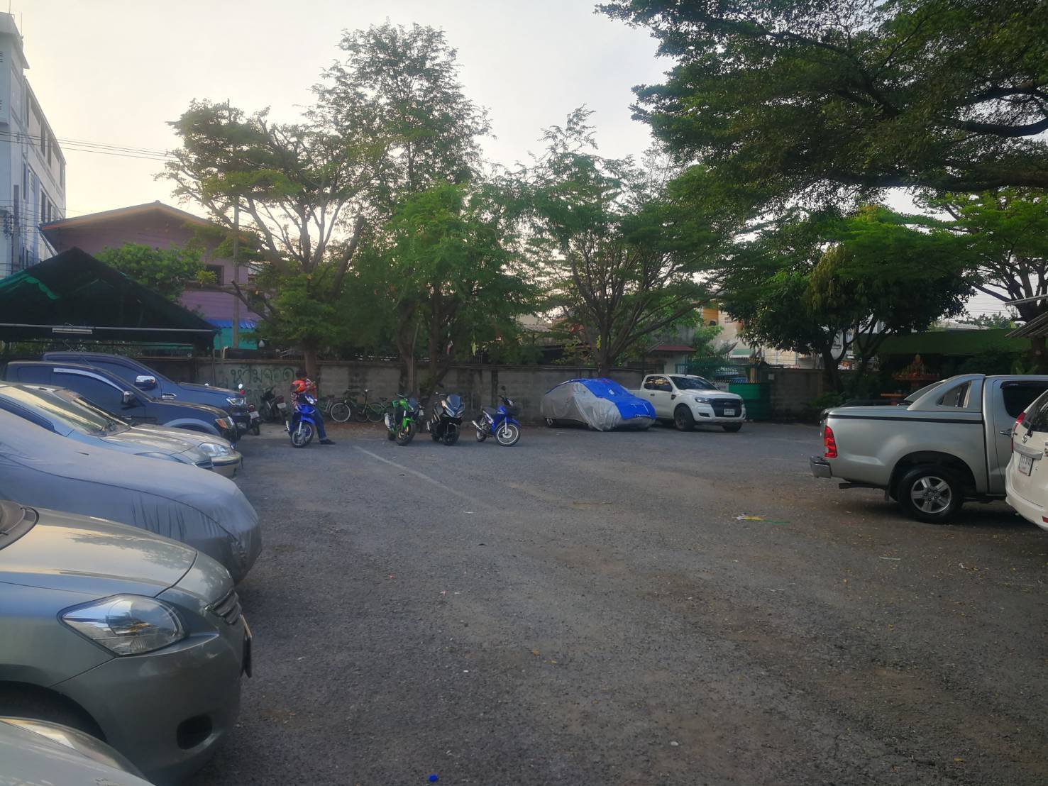 ขายพร้อมผู้เช่า เบญอพาร์ทเมนท์  เมืองนนทบุรี (เจ้าของขายเอง)