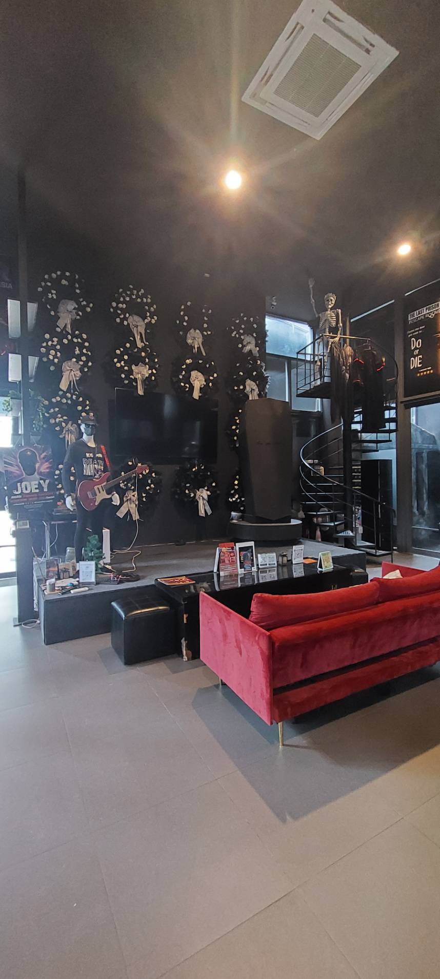 ให้เช่าตึก 1 ชั้น ทำเลกลางใจเมือง ใกล้  bts อารีย์