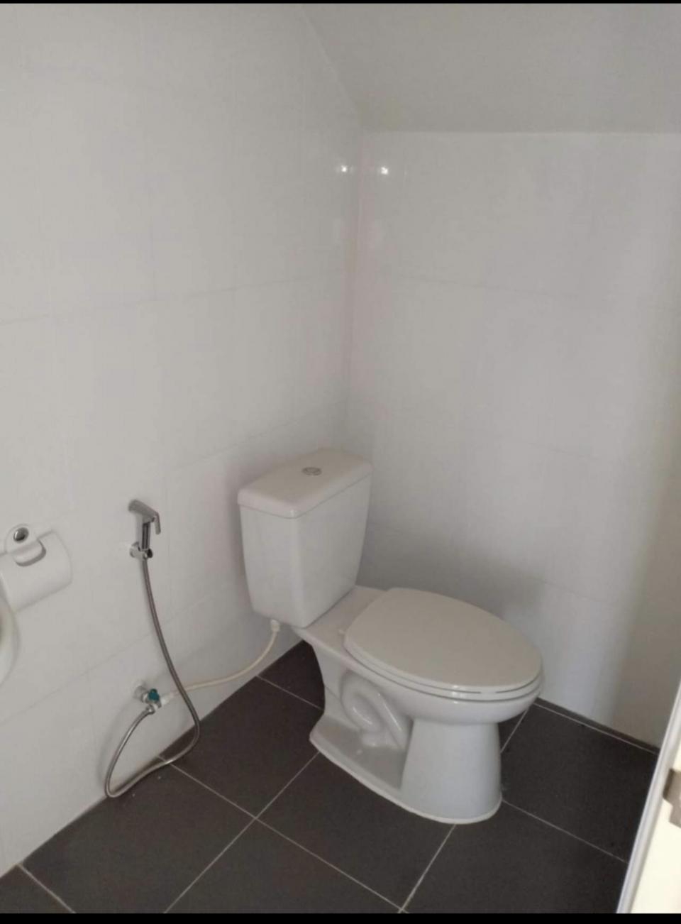 ขายอาคารพาณิชย์ใหม่ 3 ชั้น ทำเลดี ติดถนนเส้นสุวรรณสร 33 จังหวัดปราจีนบุรี