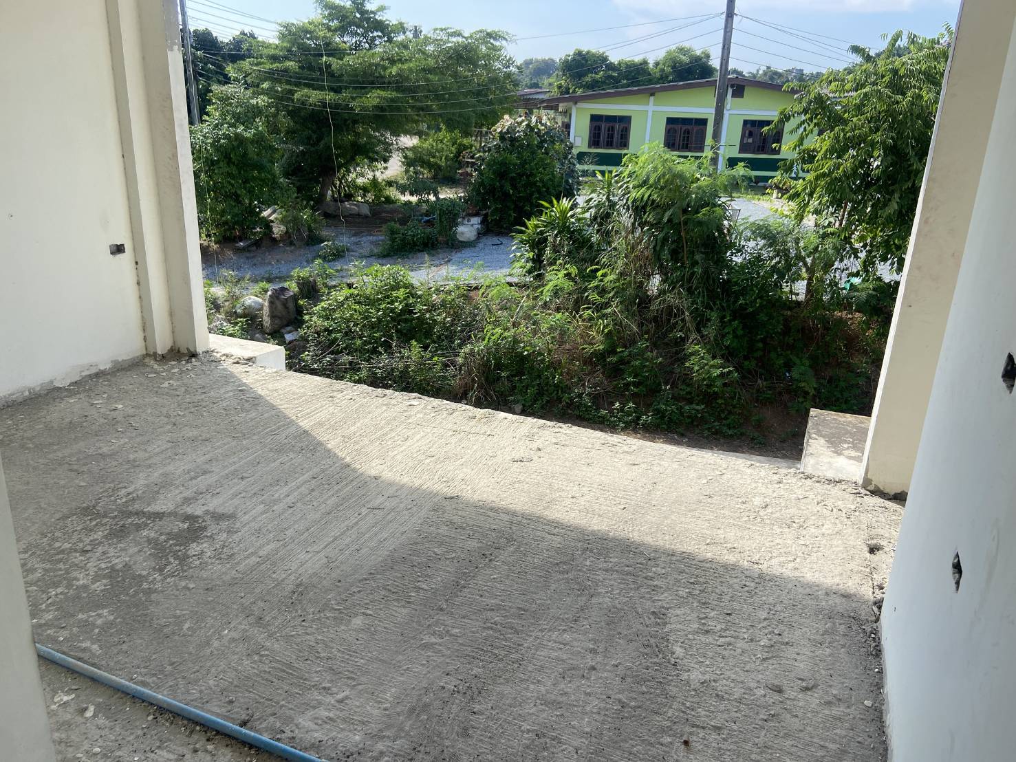 ขายทาวน์เฮ้าส์ 2 ชั้น (ขายตามสภาพ) ทำเลดี หมู่บ้านนคราศิริ ซอยทุ่งกลม-ตาลหมัน19 จังหวัดชลบุรี