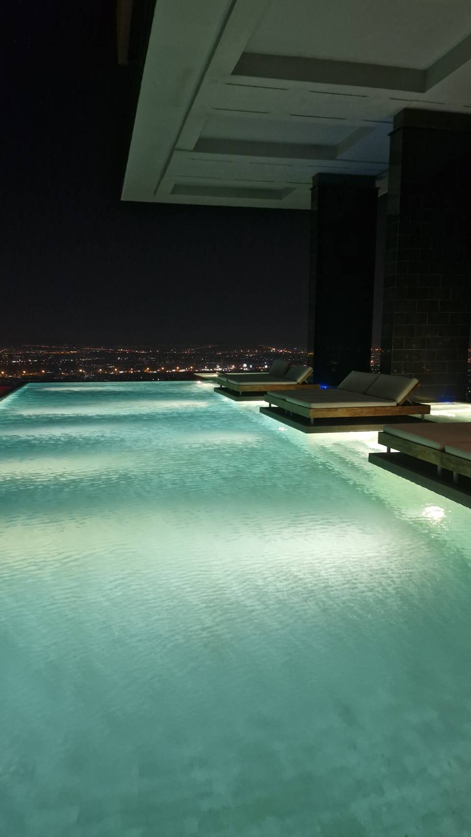 ขายคอนโด The Politan Aqua วิวโค้งแม่น้ำเจ้าพระยา ใกล้ MRT สะพานพระนั่งเกล้า
