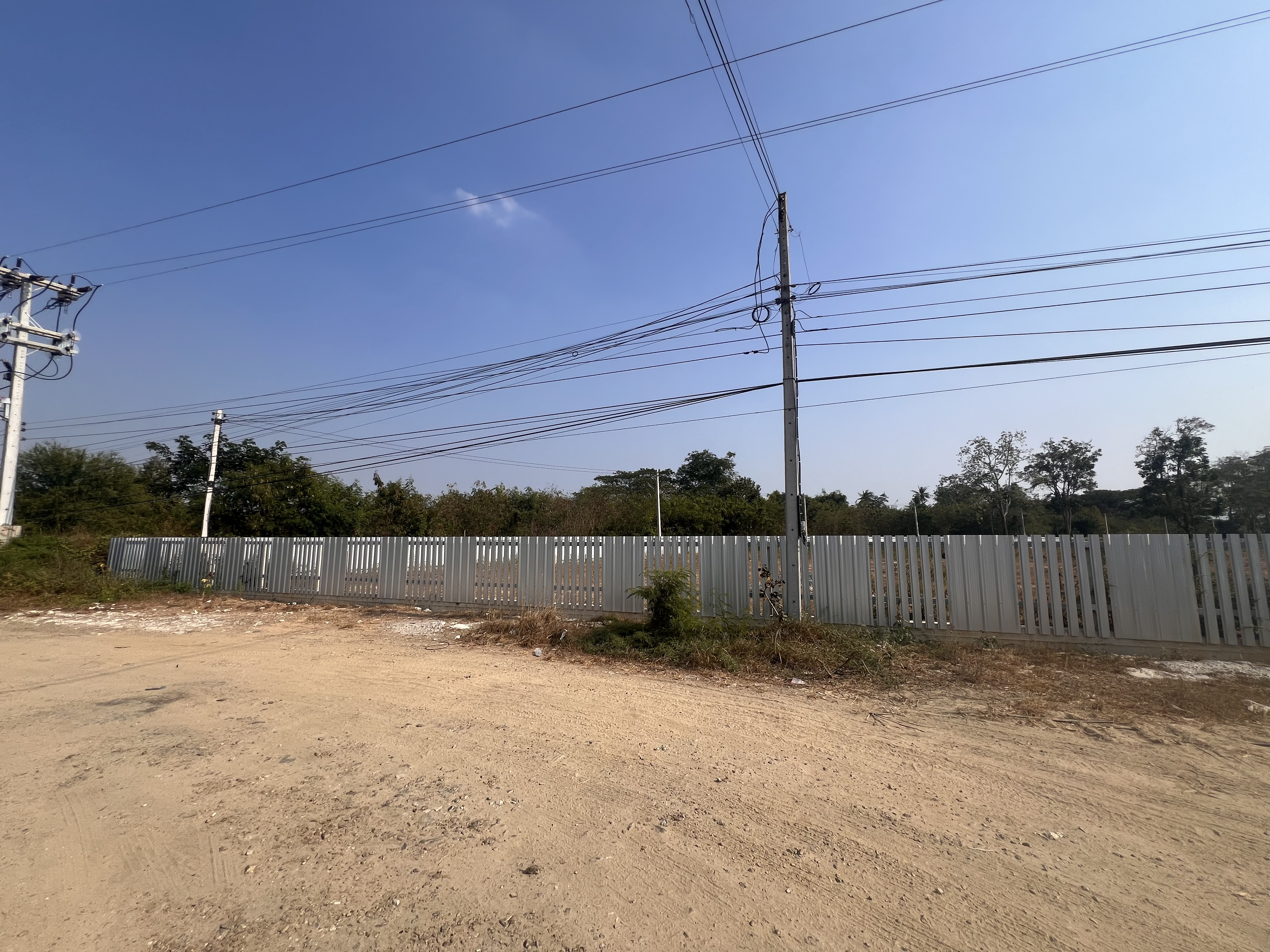 ขายที่ดินเปล่า ทำเลศักยภาพสูง ติดคลองแม่ประจันต์ อำเภอท่ายาง จังหวัดเพชรบุรี