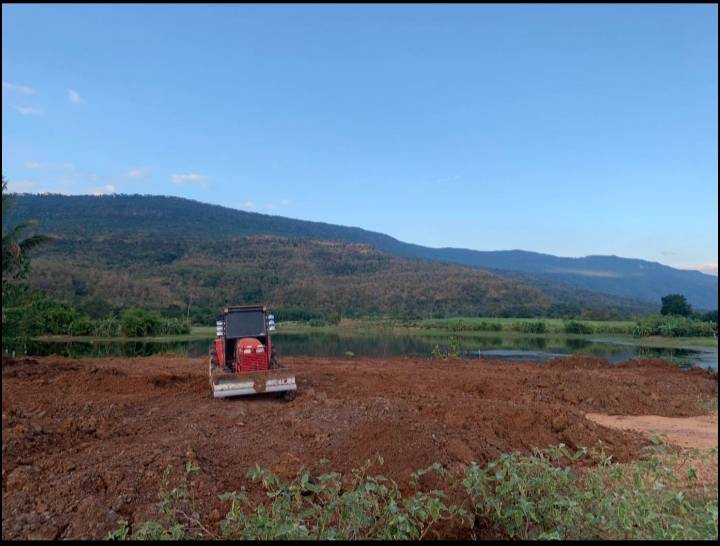 ขายที่ดินเปล่า วิวภูเขาและ ติดอ่างเก็บน้ำธรรมชาติ  ติดถนน 2 ด้าน ทำเลดี อำเภอหนองบัวแดง จังหวัดชัยภูมิ