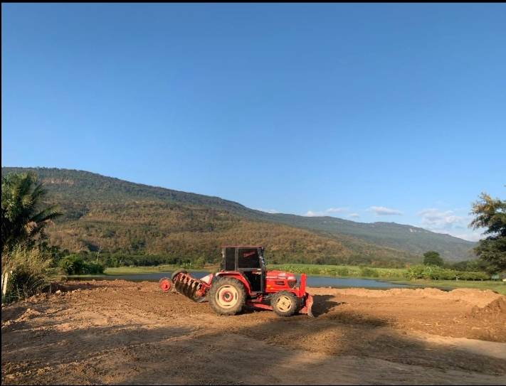 ขายที่ดินเปล่า วิวภูเขาและ ติดอ่างเก็บน้ำธรรมชาติ  ติดถนน 2 ด้าน ทำเลดี อำเภอหนองบัวแดง จังหวัดชัยภูมิ