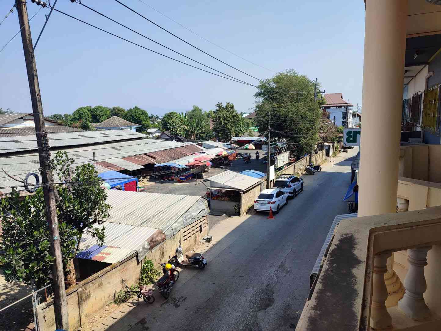 ลดราคาพิเศษ !! ขายตึกแถว 2 ชั้นครึ่ง 2 คูหา ทำเลทอง ใจกลาง อำเภอแม่สาย จังหวัดเชียงราย