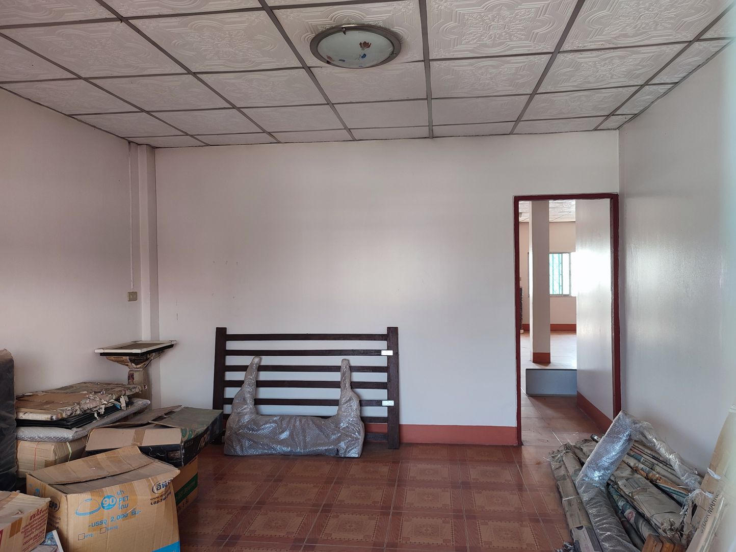 ลดราคาพิเศษ !! ขายตึกแถว 2 ชั้นครึ่ง 2 คูหา ทำเลทอง ใจกลาง อำเภอแม่สาย จังหวัดเชียงราย