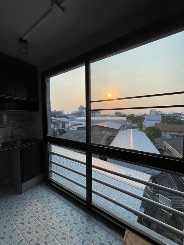ขายคอนโด โครงการรัชดาเพรสทีจ  Ratchada Prestige Ladprao 48