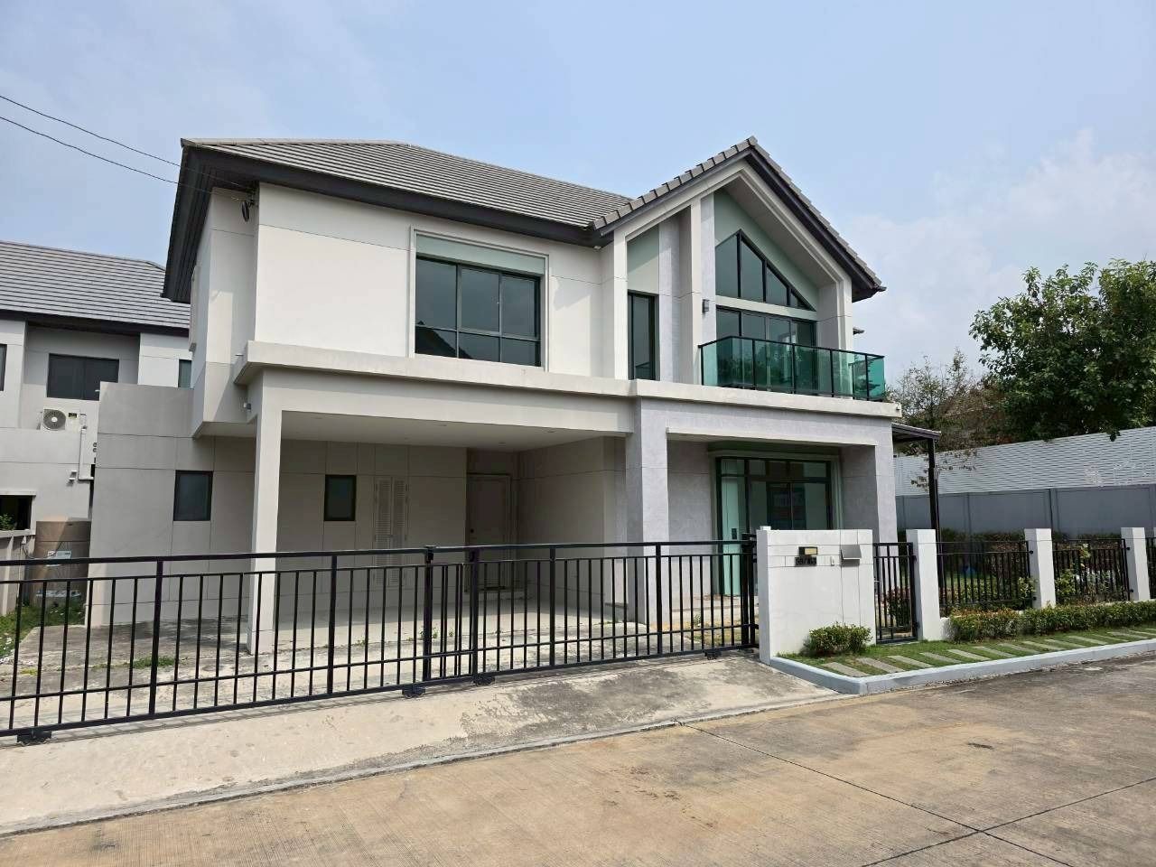 ขายบ้านเดี่ยว 2 ชั้น หมู่บ้านบางกอกบูเลอวาร์ด พระราม5 จังหวัดนนทบุรี 