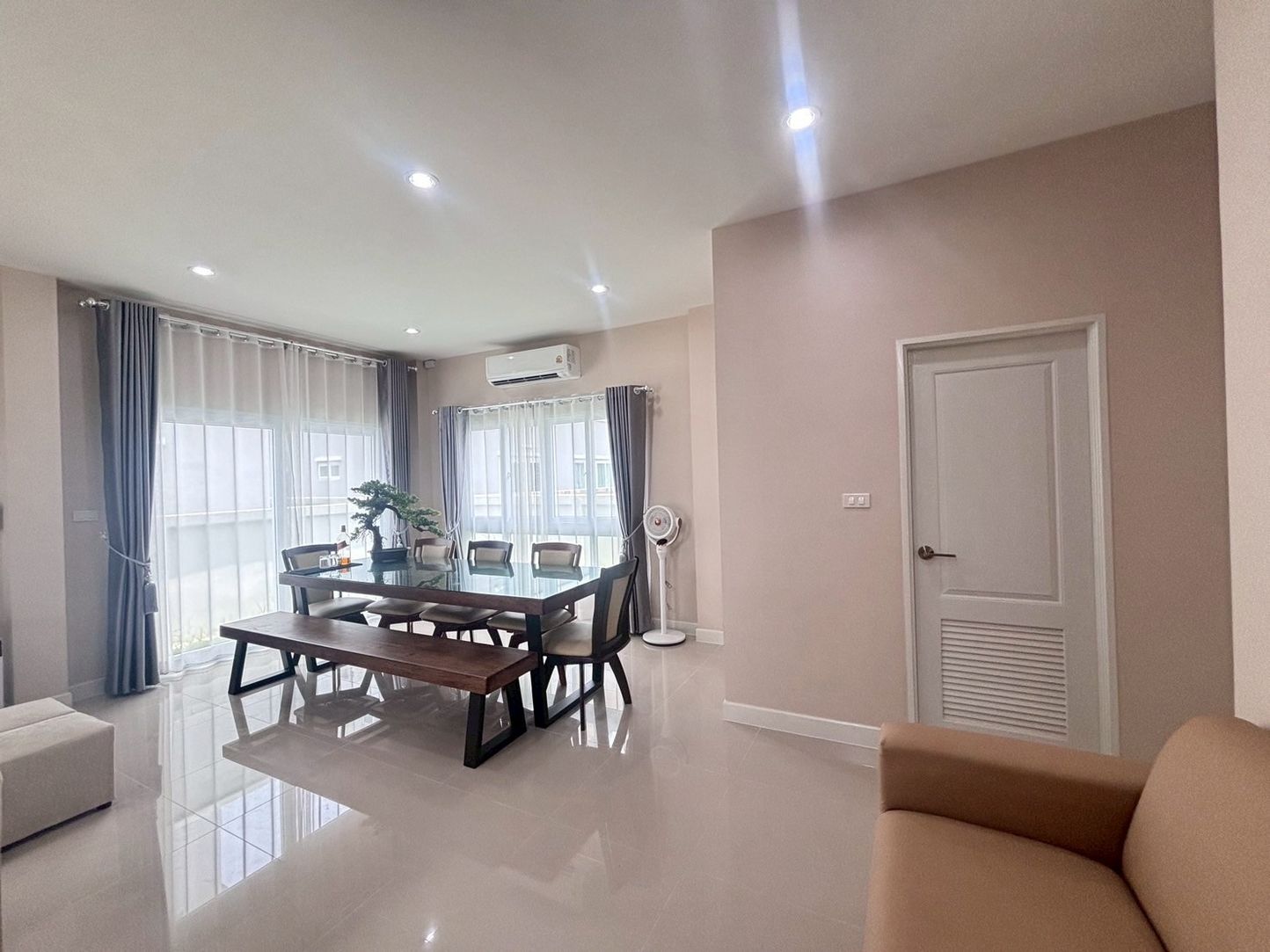 ด่วน! บ้านเดี่ยว 4 ห้องนอน ให้เช่า หนองจอก พร้อมอยู่ ราคาคุ้มมาก