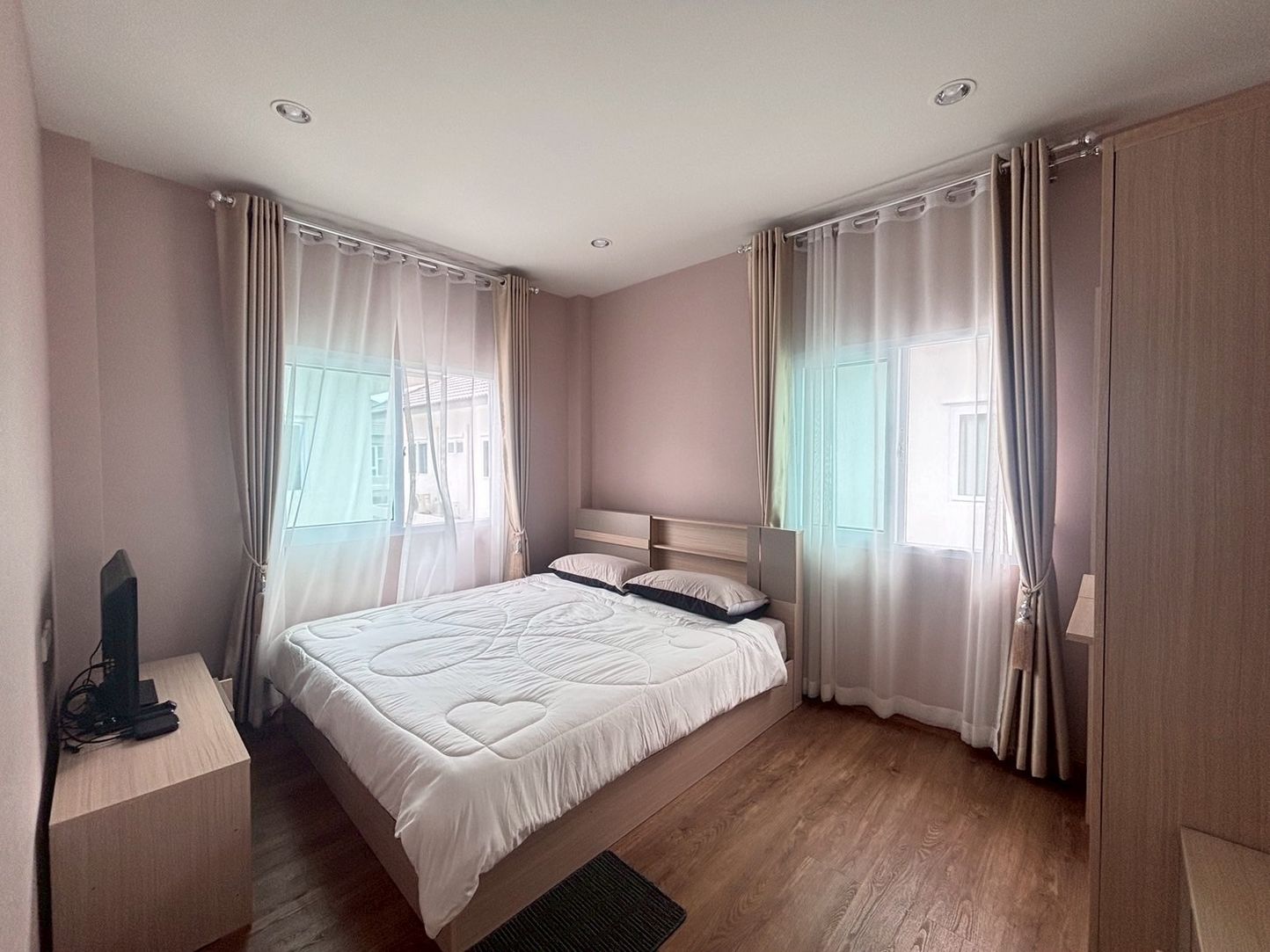 ด่วน! บ้านเดี่ยว 4 ห้องนอน ให้เช่า หนองจอก พร้อมอยู่ ราคาคุ้มมาก