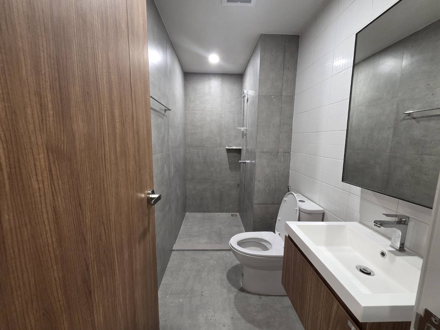 ขายดาวน์คอนโด โครงการ Nue Riverest ราษฎร์บูรณะ วิวแม่น้ำเจ้าพระยา กรุงเทพ