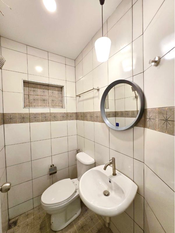 ขายบ้านแฝด ชั้นเดียว หมู่บ้านดาราวดี (หน้าหมู่บ้านพฤกษาวิลล์ สนามบิน) หลังขนส่งเชียงใหม่