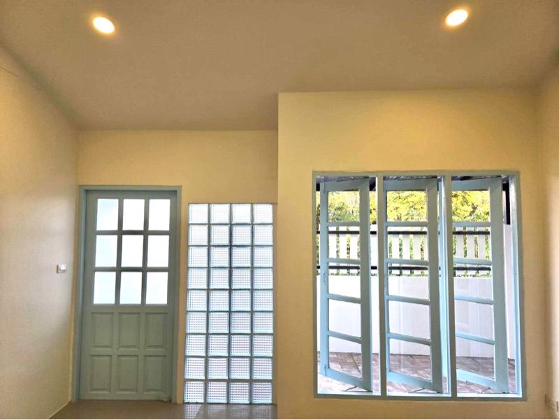 ขายบ้านแฝด ชั้นเดียว หมู่บ้านดาราวดี (หน้าหมู่บ้านพฤกษาวิลล์ สนามบิน) หลังขนส่งเชียงใหม่