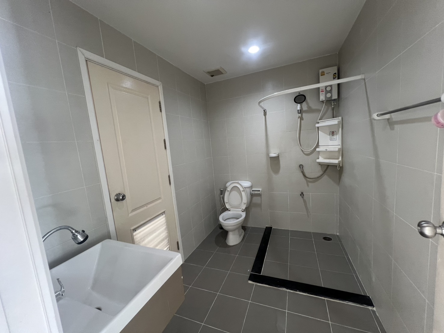 ขายทาวน์เฮาส์ 2ชั้น หมู่บ้านพฤกษาไลท์ ล็อก สุขุมวิท–เทพารักษ์ สมุทรปราการ