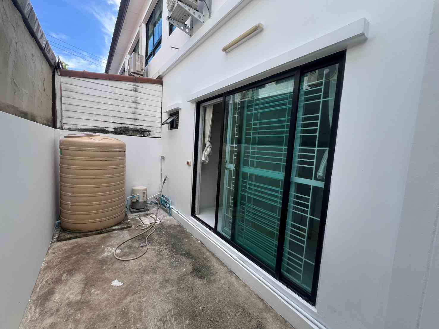 ขายทาวน์เฮาส์ 2ชั้น หมู่บ้านพฤกษาไลท์ ล็อก สุขุมวิท–เทพารักษ์ สมุทรปราการ