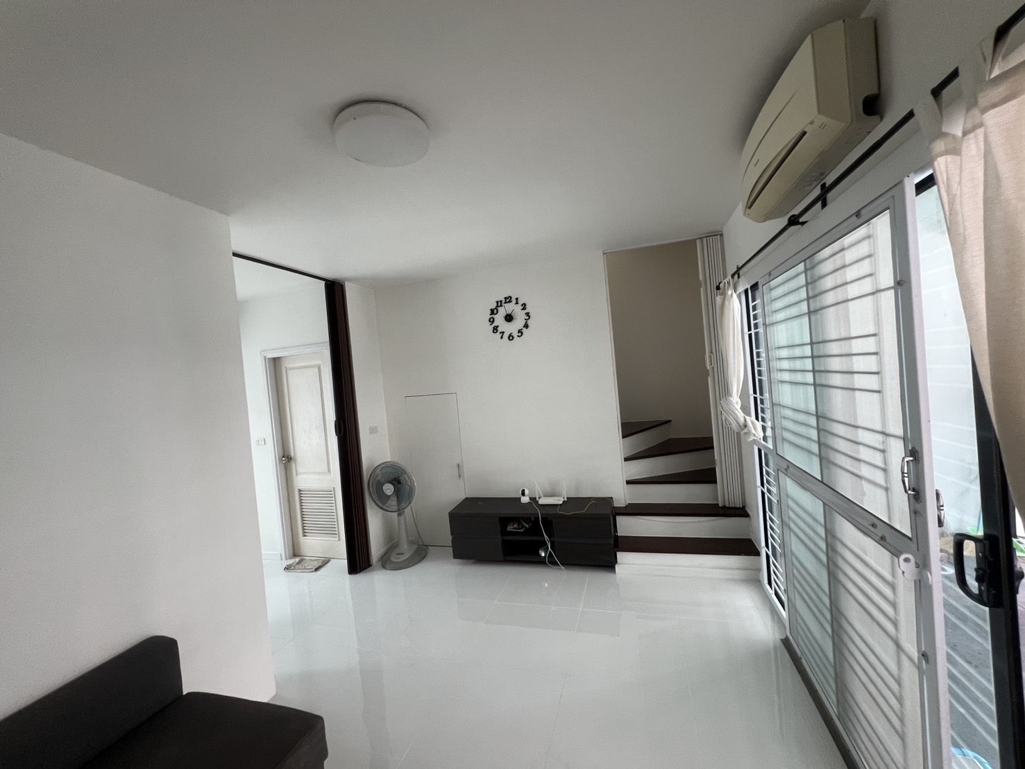 ขายทาวน์เฮาส์ 2ชั้น หมู่บ้านพฤกษาไลท์ ล็อก สุขุมวิท–เทพารักษ์ สมุทรปราการ