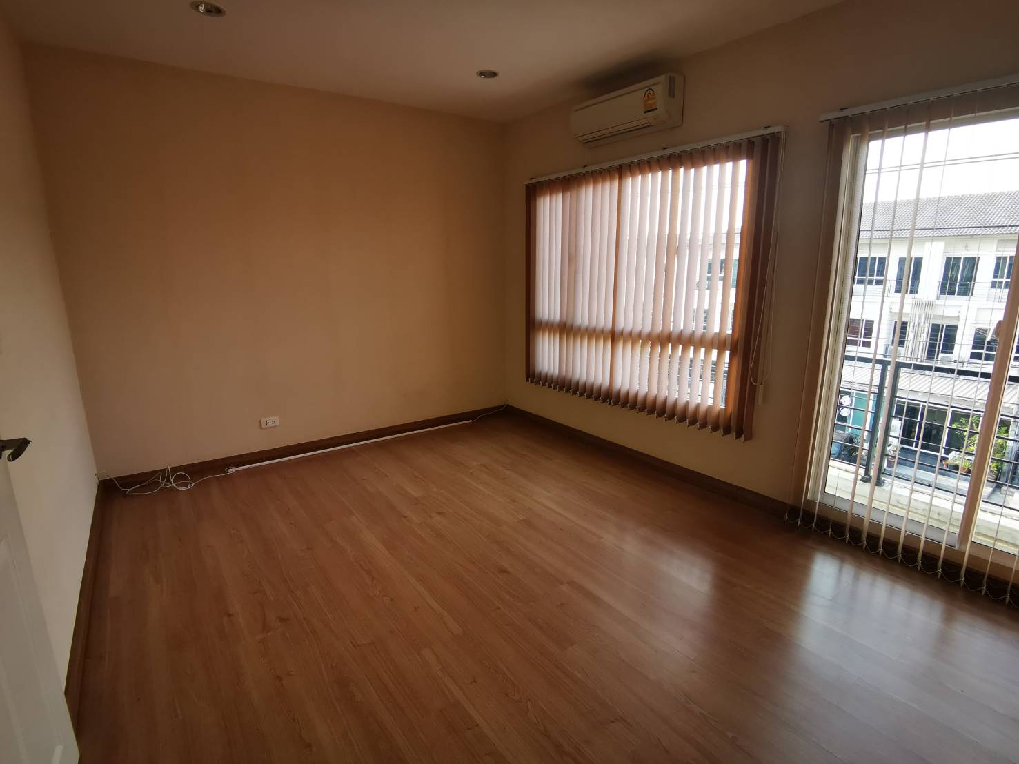 ขายโฮมออฟฟิต โครงการ เดอะแพลนท์ ซิตี้ นวมินทร์86  เขตบึงกุ่ม จังหวัดกรุงเทพมหานคร