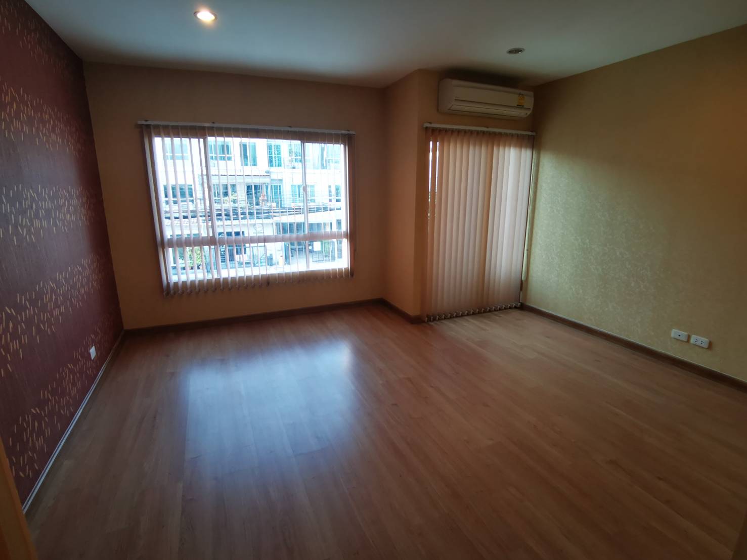 ขายโฮมออฟฟิต โครงการ เดอะแพลนท์ ซิตี้ นวมินทร์86  เขตบึงกุ่ม จังหวัดกรุงเทพมหานคร