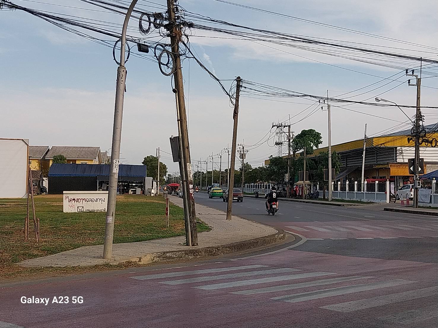 ขายที่ดินเปล่า ติดถนน ทำเลดี ใกล้เซเว่นเเละตลาด เขตหนองจอก จังหวัดกรุงเทพมหานคร