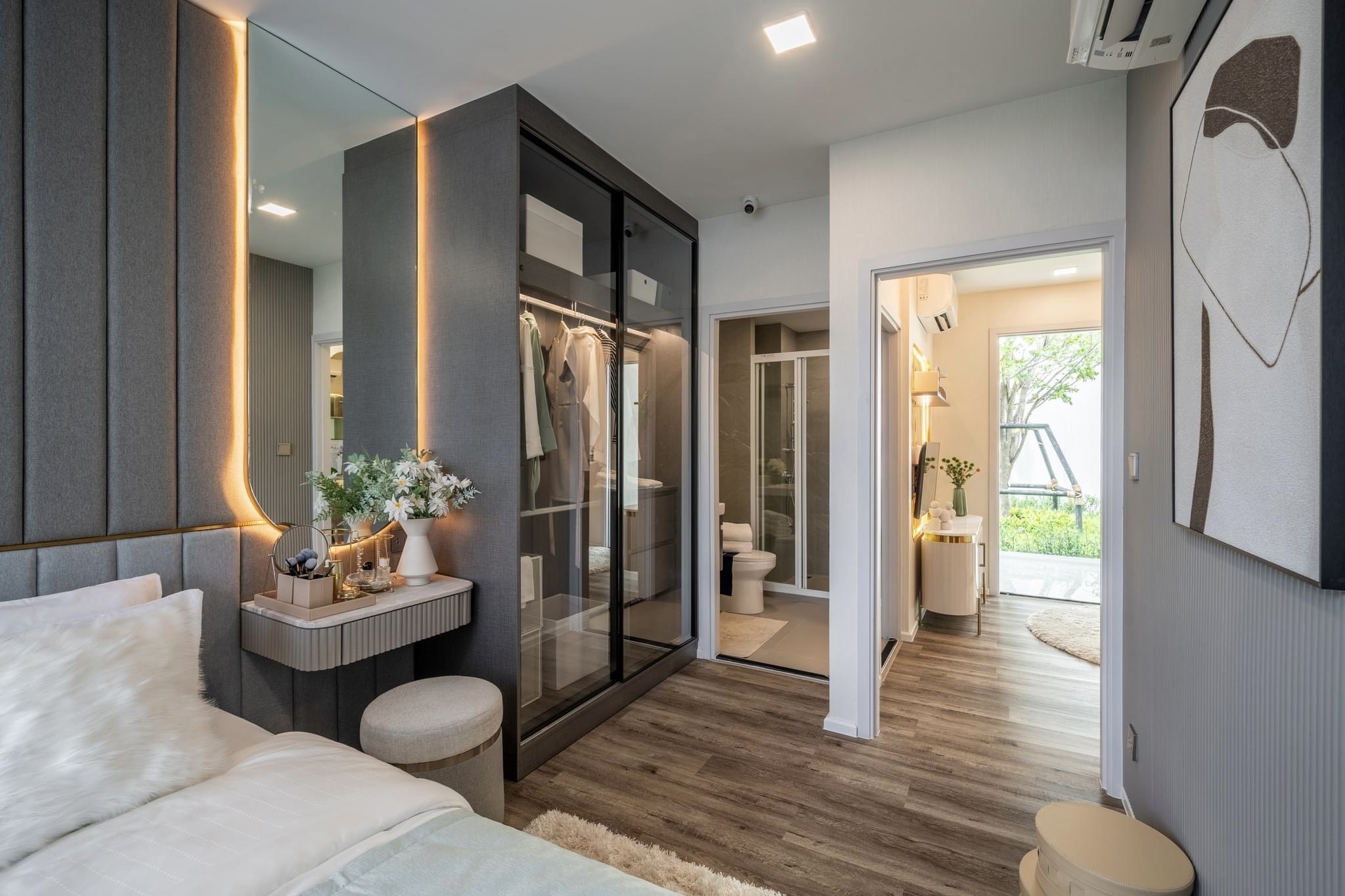 ขายดาวน์คอนโด Modiz Vault Kaset Sripatum ชั้น 6 ใกล้ BTS ศรีปทุม 500 ม. ลด 270,000 เหลือเพียง 2.74 ล้าน