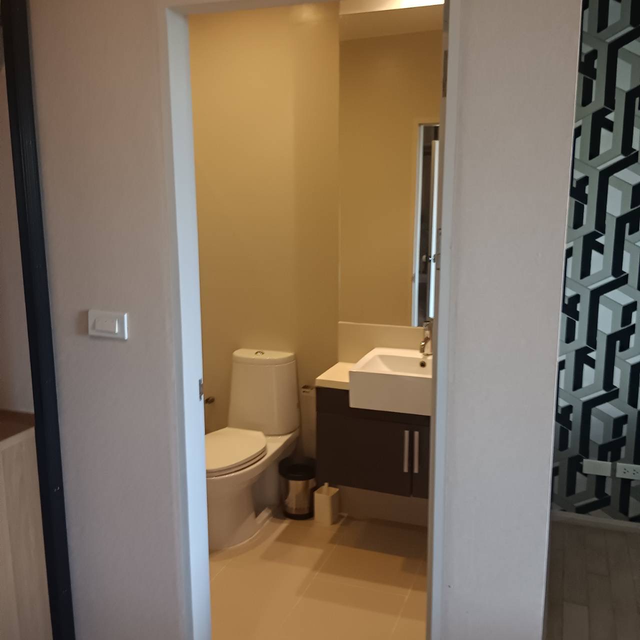 ขายคอนโด Noble Solo ทองหล่อ 20 ห้องใหญ่ 81.42 ตร.ม. วิวเมือง ทำเลไลฟ์สไตล์ใจกลางทองหล่อ