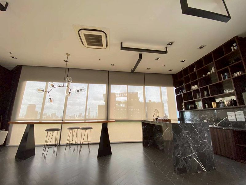 ขายด่วนแบบราคาต่ำกว่าตลาด (4.8 ล้านบาท) Chewathai Residence Asoke | ทำเลศักยภาพย่านอโศก–ดินแดง ราคาดีทำเลดีมาก ติดต่อ ผึ้งรติ0619419639 